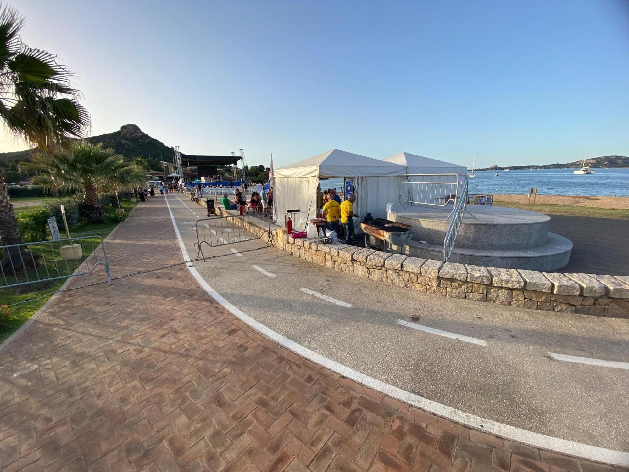 Nrh Cannigione Sunrise Rooftop Bagian luar foto